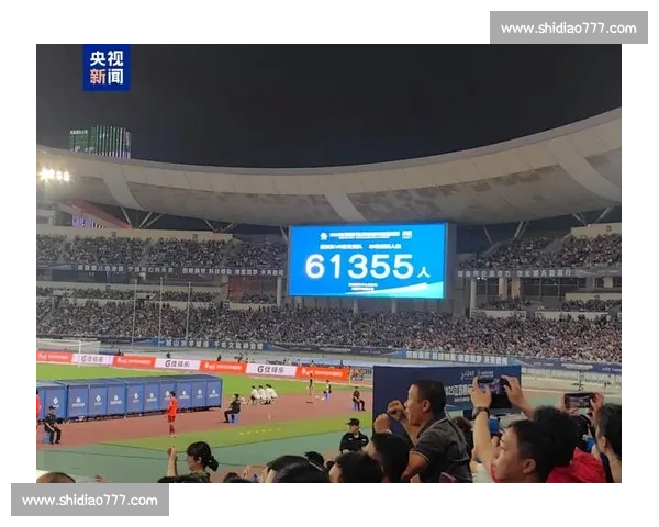 央视 30 秒开场炸场！苏超，这股拼劲太燃了